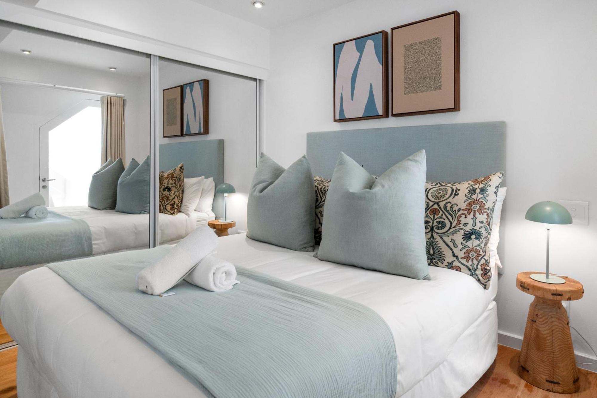 Point Charming With Patio Appartement