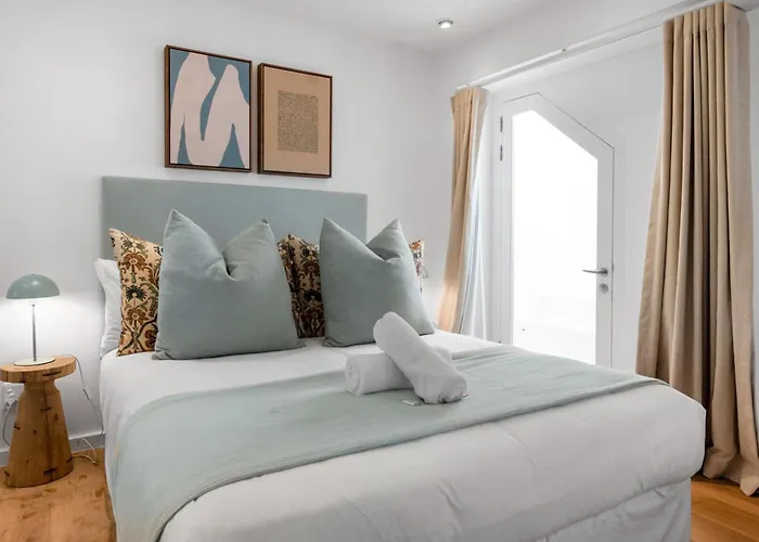Green Point Charming Studio Apartment With Patio